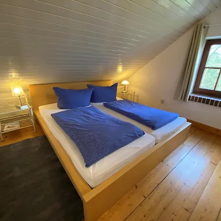 Harderdomizile - 4 Tetenbull